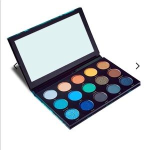 Hipdot cenote eye palette